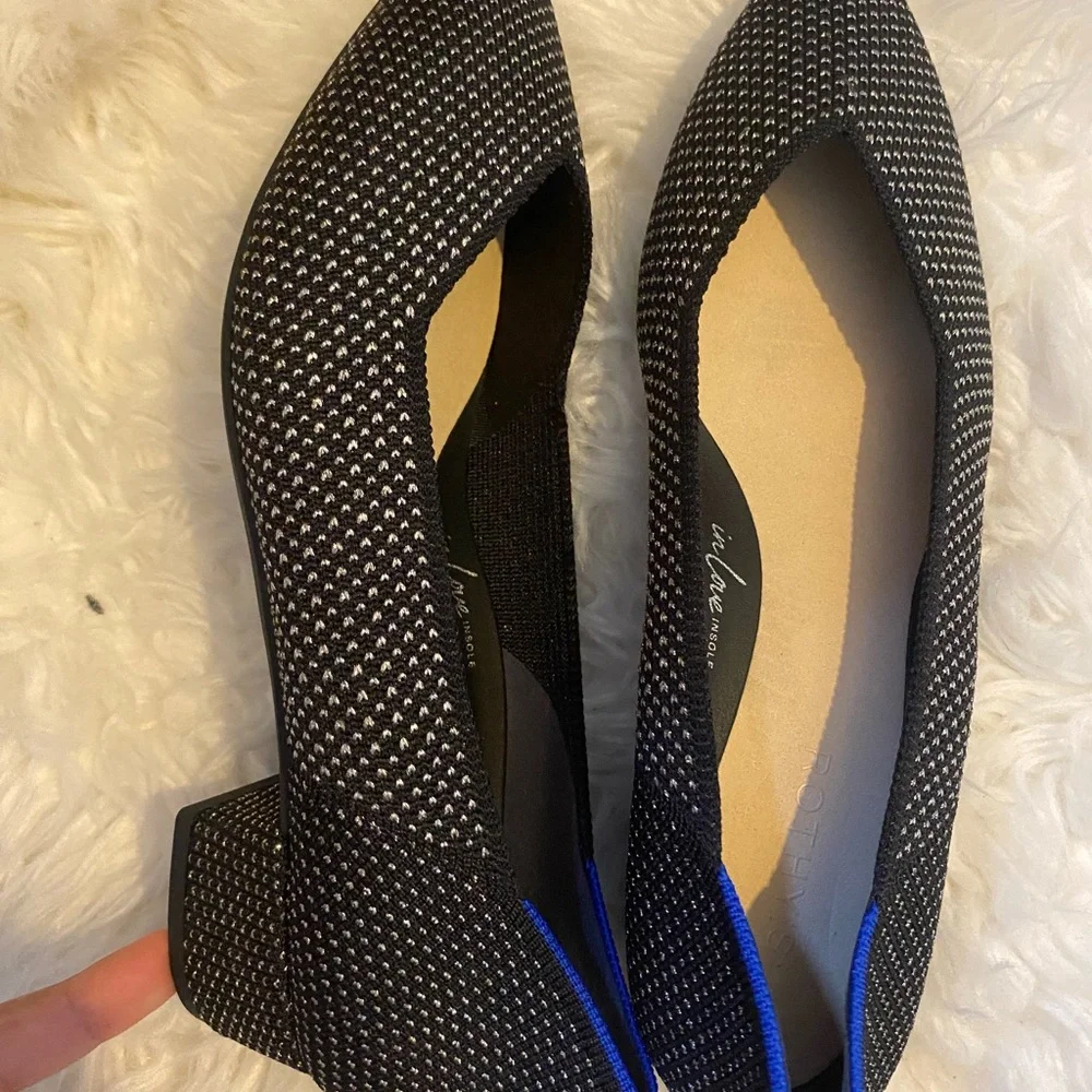 Rothys Sjze 10.5 Stylish Black and Blue Women's Flats - Picture 4 of 4